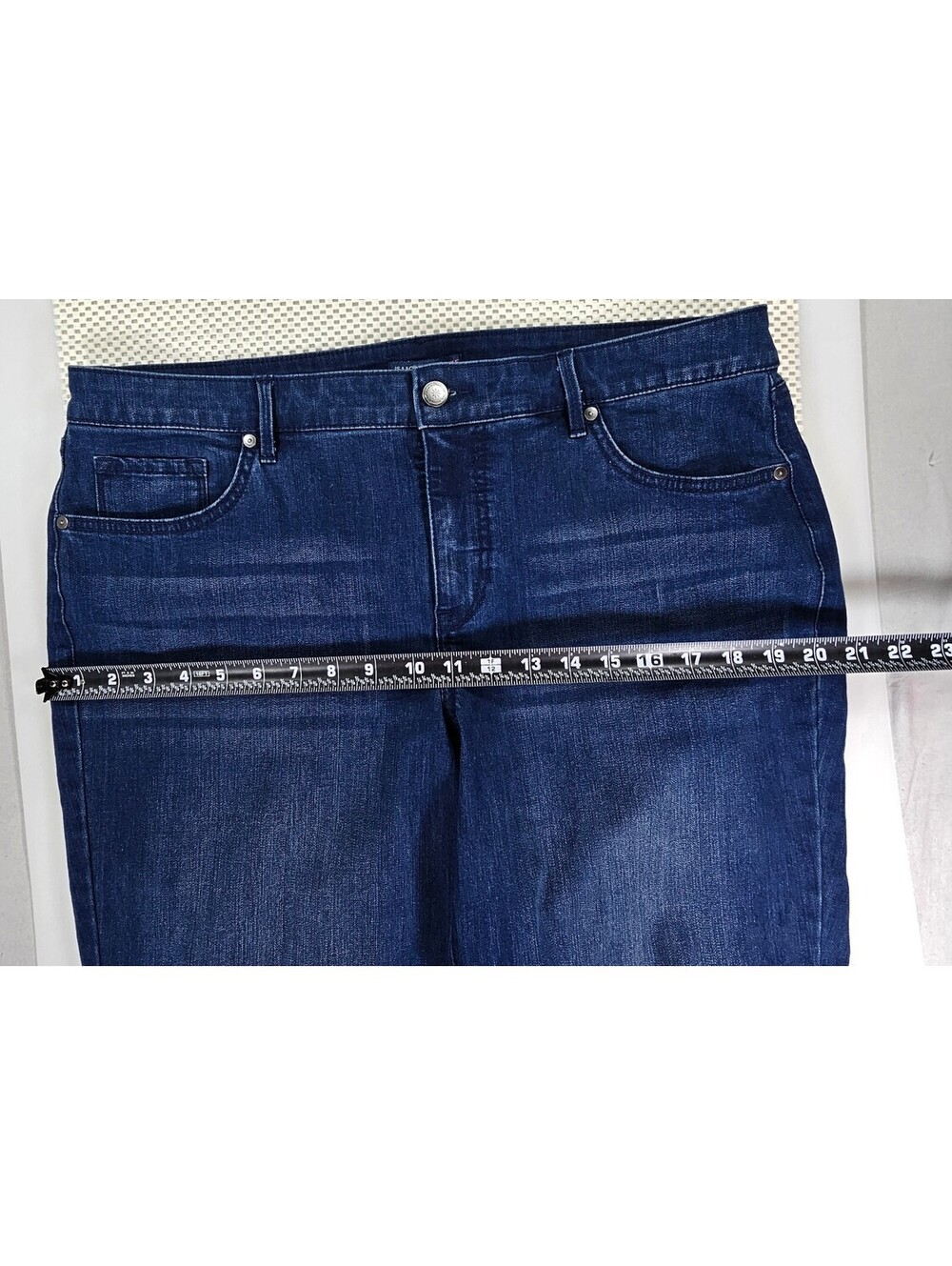 Isaac Mizrahi Live Womens 16P Petite Capri Jeans Stretch Denim Blue 24 Inseam - Picture 6 of 9